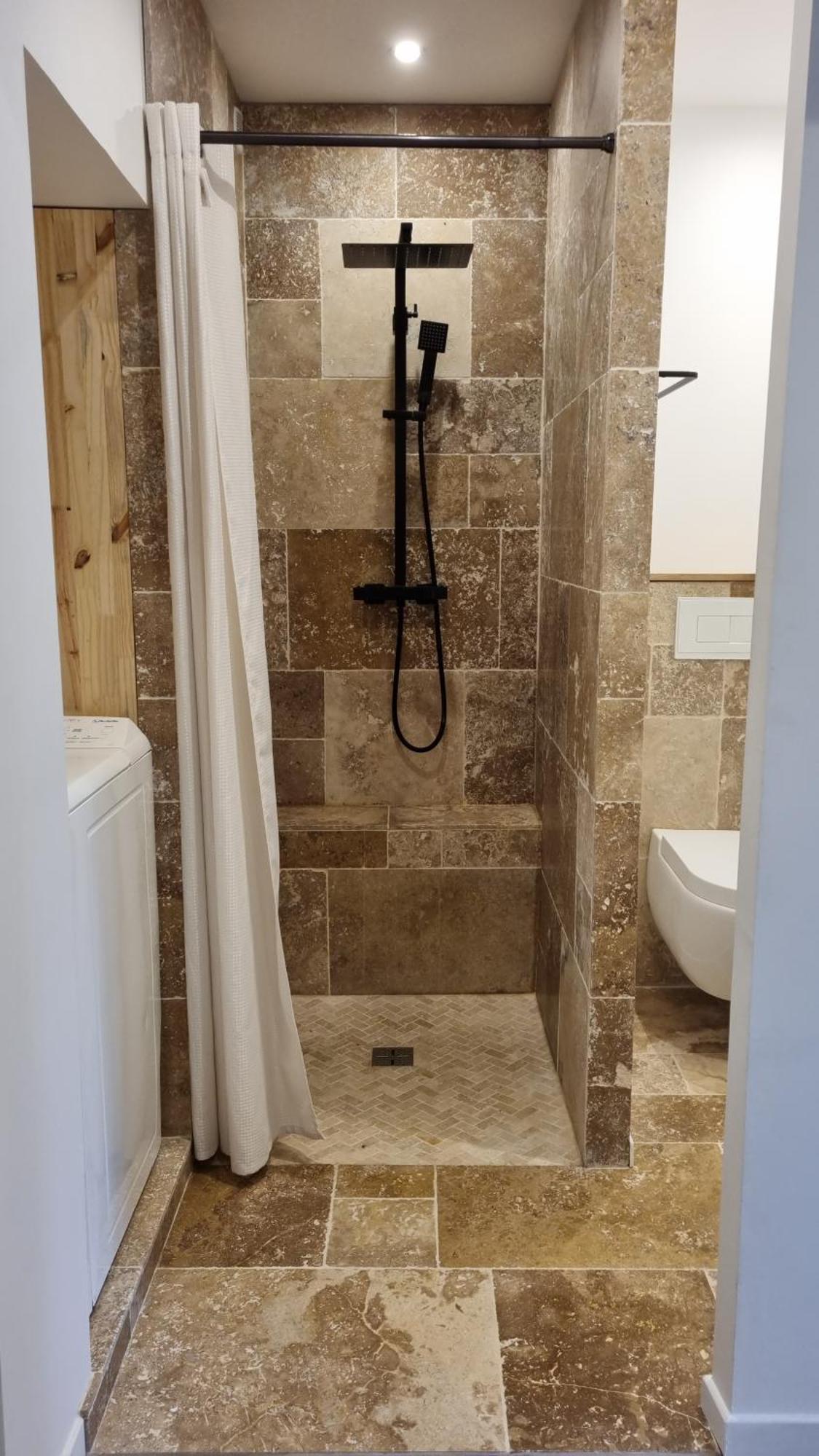 Appartement Centre Historique D'오슈 외부 사진